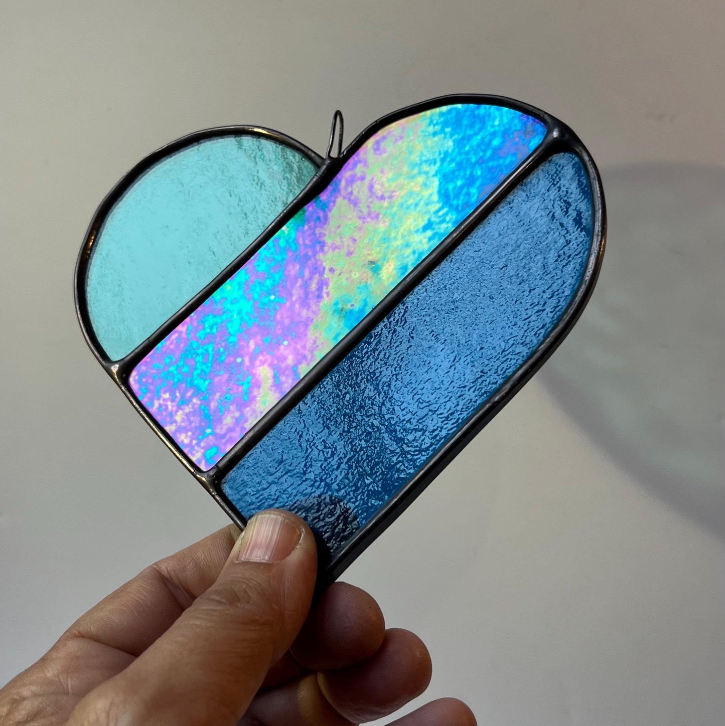 Stained glass Heart- 3 stripes