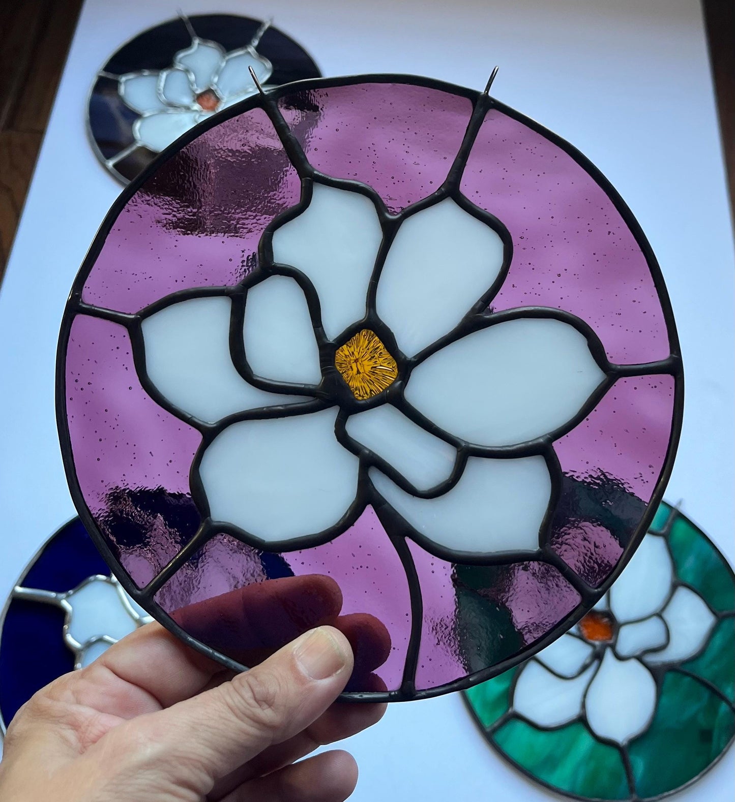 Magnolia round- Stained glass Magnolia flower